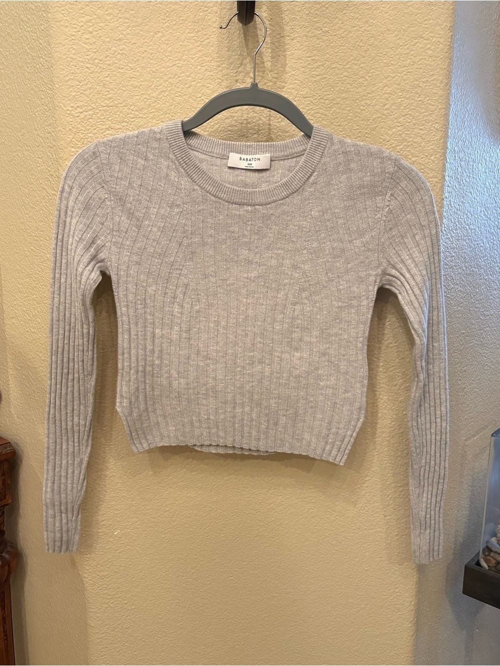 Babaton Women Light Gray Wool Linen Blend Crop  Ribbed Crew Sweater Size XXS